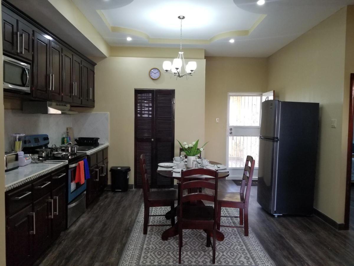 Royal View Apartment Plus Belize City Dış mekan fotoğraf