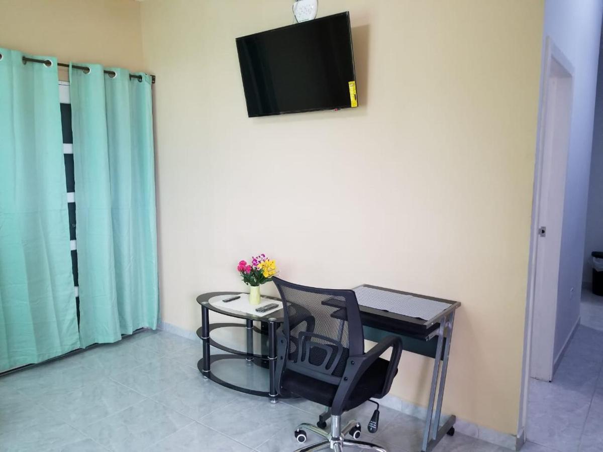 Royal View Apartment Plus Belize City Dış mekan fotoğraf